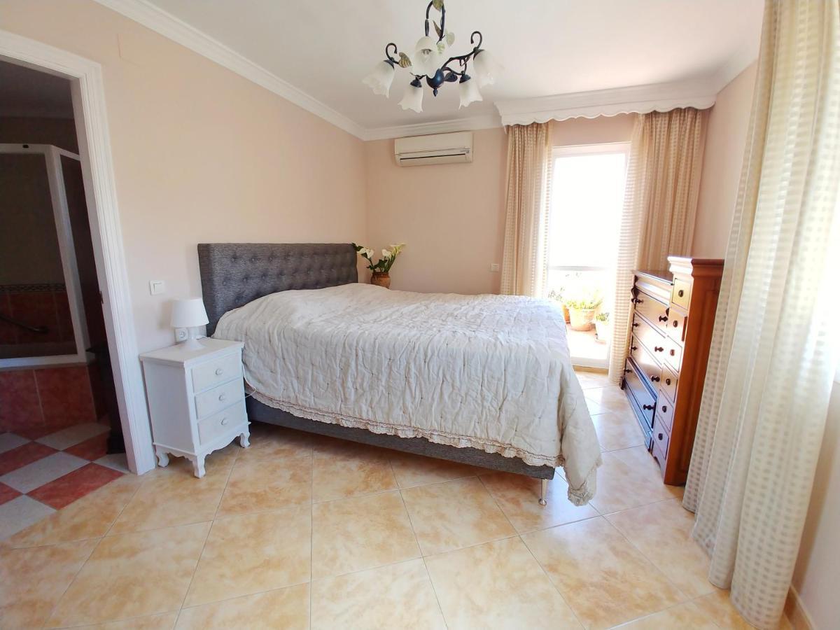 Penthouse With Stunning Views Apartment Estepona Ngoại thất bức ảnh